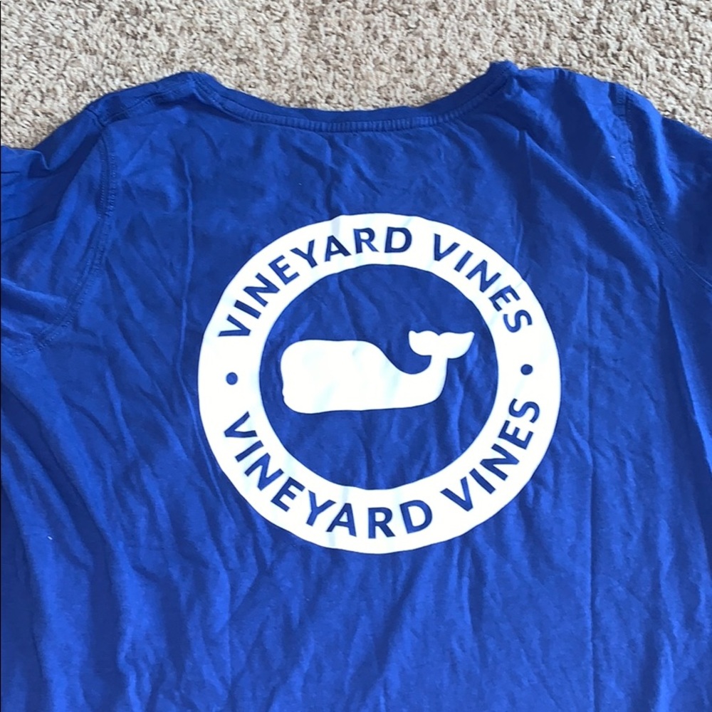GENTLY USED VINEYARD VINES LONG SLEEVE TEE